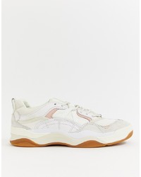 Vans Varix Trainers In White Vn0a3wlnvuf1