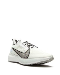 Nike Zoom Gravity Sneakers