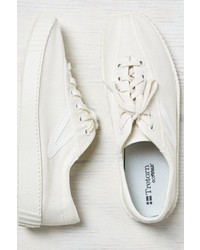 American Eagle Outfitters O Tretorn Tournat Canvas Sneakers