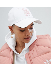 New Era 9forty White Cap With Pink La Logo