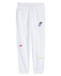 Nike Sportswear Essentials Embroidered Swooshes Sweatpants