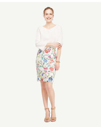 Ann Taylor Curvy Jungle Floral Pencil Skirt
