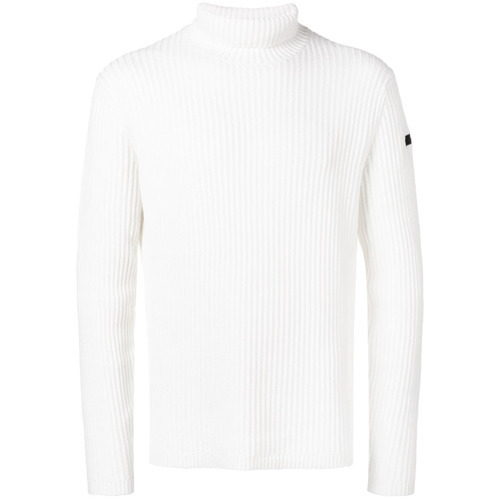 white knitted polo neck