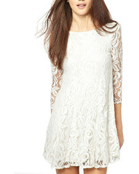 ChicNova White Wavy Peplum Lace Dress