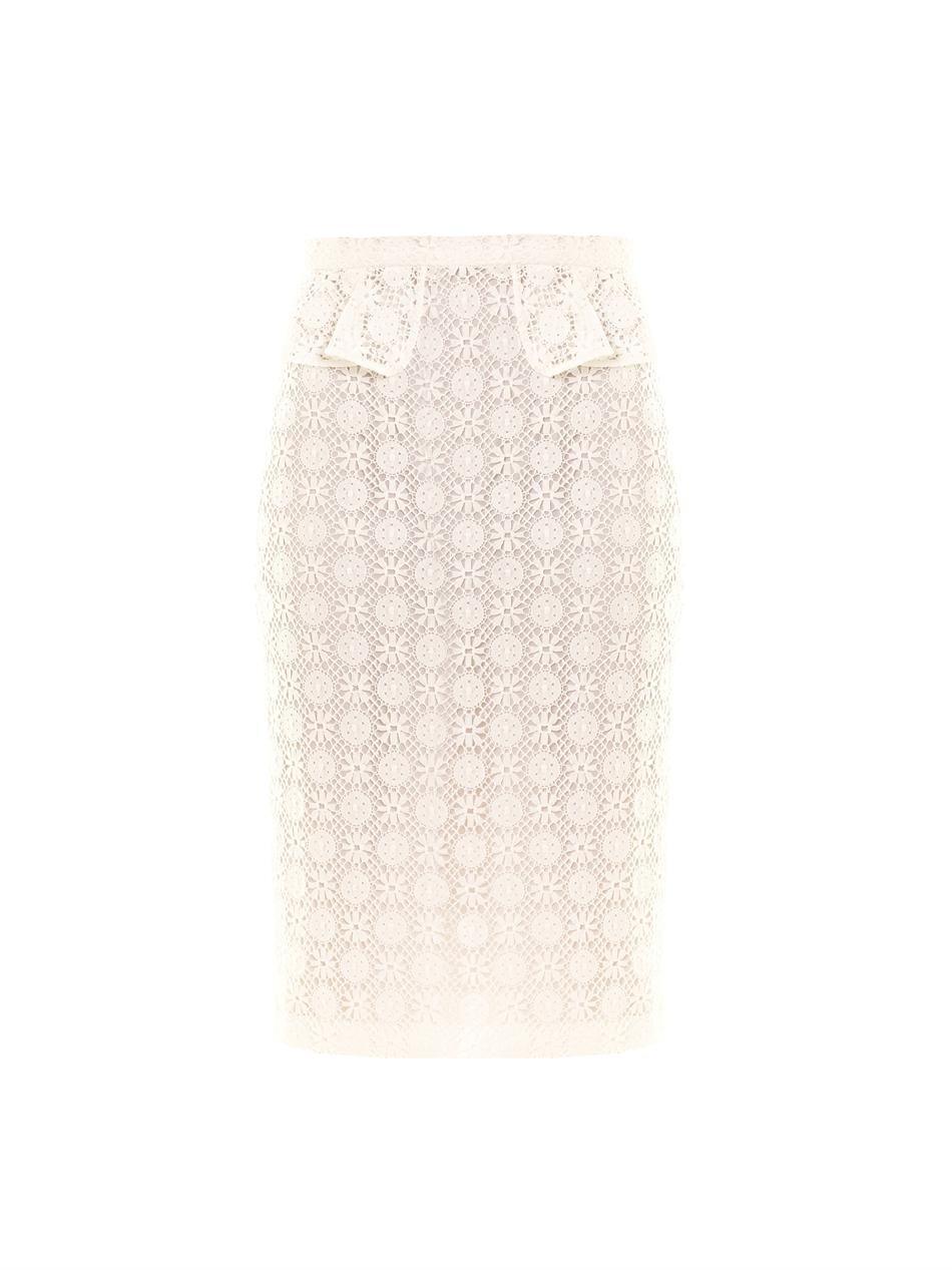 BURBERRY PRORSUM Lace Peplum Pencil Skirt, $786 | MATCHESFASHION.COM ...