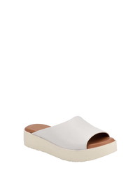 evolve Flora Slide Sandal