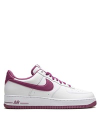 Nike Air Force 1 07 Low Top Sneakers