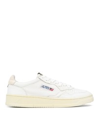 AUTRY Low Top Side Logo Patch Sneakers