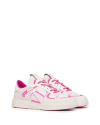 Valentino Garavani Vl7n Leather Low Top Sneakers