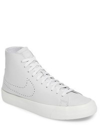 Nike Blazer Studio Mid Sneaker