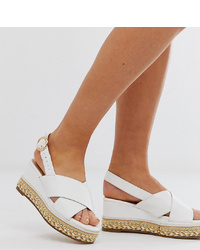simply be extra wide sandals