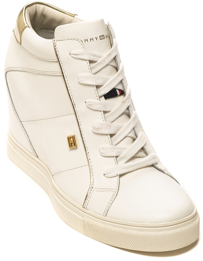 genstand regn Bitterhed Tommy Hilfiger White Sneaker Wedge, $139 | Tommy Hilfiger | Lookastic