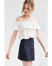 Kimchi & Blue Kimchi Blue Ruffle Off The Shoulder Cropped Top