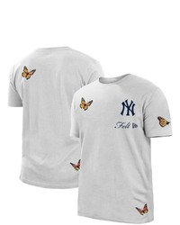 New Era X Felt White New York Yankees Butterfly T Shirt