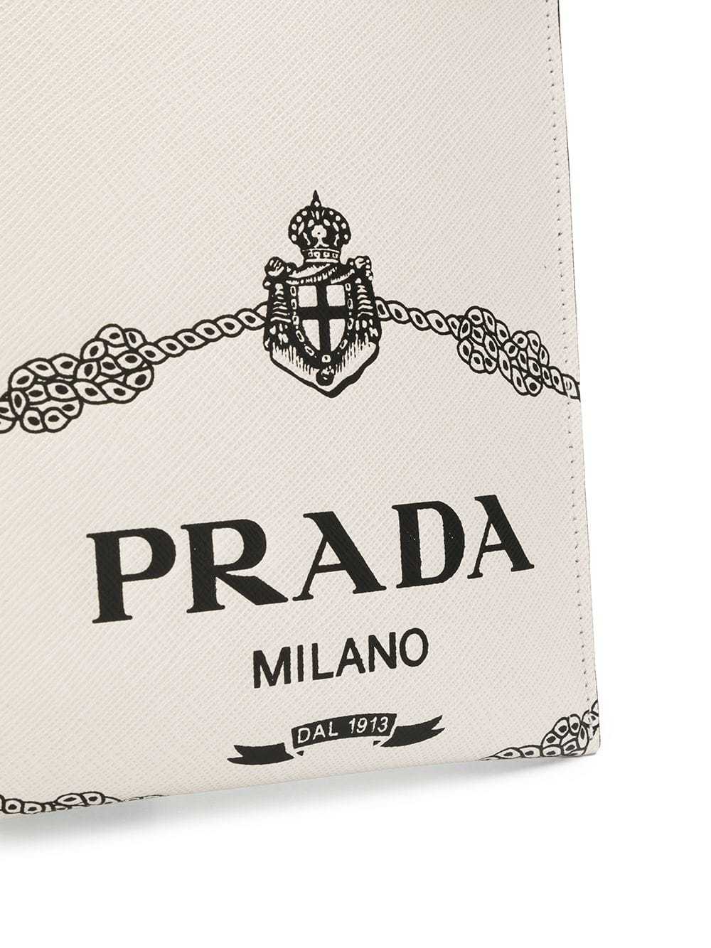 Prada brand outlet logo