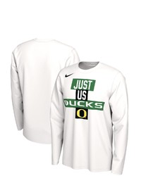 Nike White Oregon Ducks 2021 Postseason Basketball Just Us Bench Legend Long Sleeve T Shirt