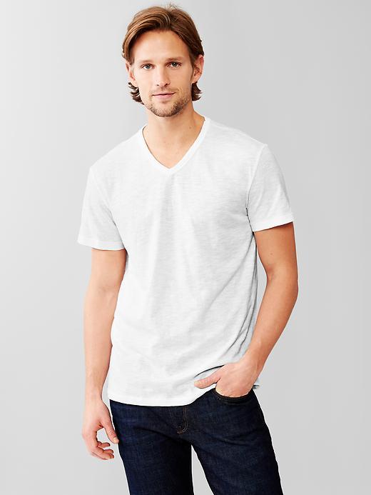 Gap white v neck t deals shirt