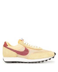 Nike Internationalist Low Top Sneakers