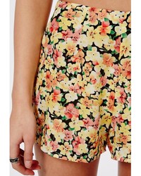 Missguided Jolina Yellow Floral Shorts