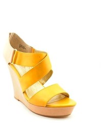 Seychelles Last But Not Least Yellow Leather Wedge Sandals Shoes