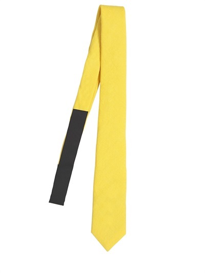 yellow burberry tie