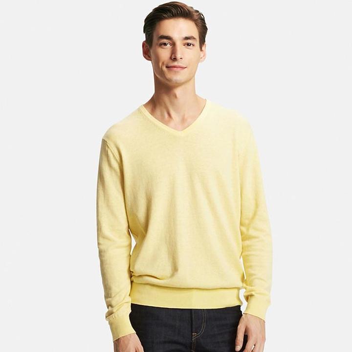 Uniqlo Cotton Cashmere V Neck Sweater | Where to buy & how to wear